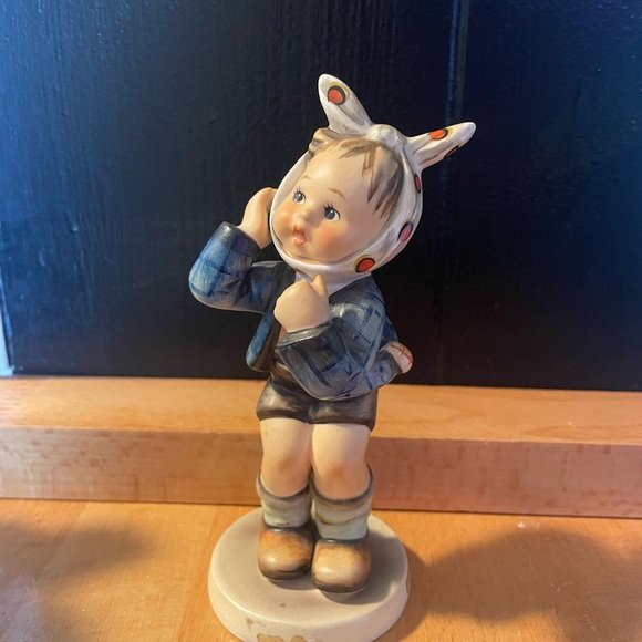 Hummel Collection - Picture 9 of 12